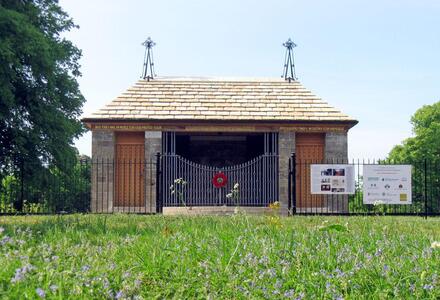 Север Стонхем